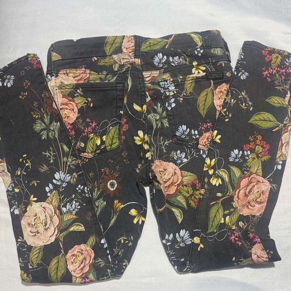 7 For All Mankind Black Floral Jeans - Picture 4 of 6